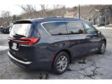 Used 2021 Chrysler Pacifica Touring image 6