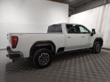 Used 2024 GMC Sierra 2500 SLE image 3