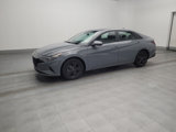Used 2022 Hyundai Elantra SEL w/ Convenience Package image 2