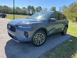 New 2025 Ford Escape SE image 3
