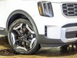 Used 2024 Kia Telluride S w/ S Sunroof Package image 4