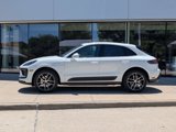 Certified 2025 Porsche Macan image 2