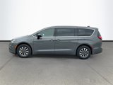 New 2025 Chrysler Pacifica Select image 4