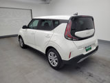 Used 2023 Kia Soul LX image 3
