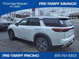 New 2025 Nissan Pathfinder Platinum image 5