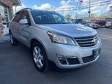 Used 2017 Chevrolet Traverse LT w/ Style and Technology Package image 3