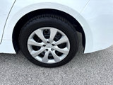 Used 2021 Toyota Corolla LE image 3