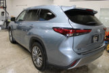 Used 2021 Toyota Highlander Platinum image 4