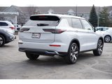 New 2025 Mitsubishi Outlander SE image 3