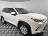 Used 2024 Toyota Grand Highlander XLE image 4