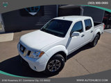 Used 2019 Nissan Frontier PRO-4X image 2