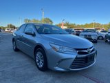 Used 2016 Toyota Camry LE image 6
