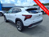 New 2025 Chevrolet Trax LT w/ LT Convenience Package image 3