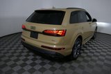 Certified 2025 Audi Q7 2.0T Premium Plus image 3