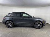 Certified 2022 Porsche Macan image 6