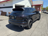 Used 2018 Porsche Cayenne Platinum Edition image 5