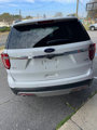 Used 2016 Ford Explorer XLT w/ Equipment Group 202A image 6