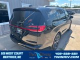 New 2024 Chrysler Pacifica Limited w/ S Appearance Package image 3