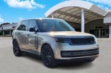 Used 2025 Land Rover Range Rover Autobiography image 2