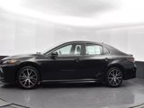 Used 2023 Toyota Camry SE image 5