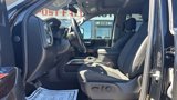 Used 2021 GMC Sierra 2500 SLE w/ SLE Value Package; image 5