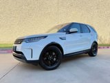 Used 2019 Land Rover Discovery SE image 2