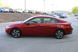 Used 2025 Hyundai Elantra Sport image 2