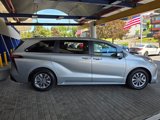 Used 2023 Toyota Sienna LE image 4