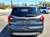 Used 2019 Ford Escape SE image 5
