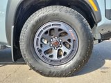 Used 2025 Nissan Frontier PRO-4X w/ Pro Premium Package image 5