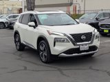 Used 2023 Nissan Rogue Platinum w/ Platinum Premium Package image 3