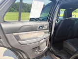 Used 2018 Ford Explorer XLT w/ Equipment Group 202A image 5
