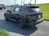 Used 2024 Nissan Rogue SV w/ SV Premium Package image 3