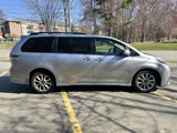 Used 2019 Toyota Sienna SE Premium image 4