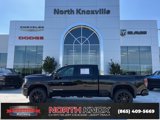 Used 2024 GMC Sierra 2500 AT4 w/ Technology Package image 2