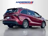 Certified 2022 Toyota Sienna XLE image 2
