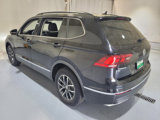 Used 2020 Volkswagen Tiguan SE w/ Panoramic Sunroof Package image 3