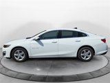 Used 2022 Chevrolet Malibu LS w/ Driver Confidence Package II image 2