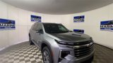 Used 2024 Chevrolet Traverse LT image 4