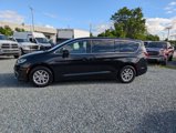 Used 2023 Chrysler Pacifica Touring-L image 3