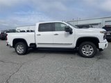 New 2025 Chevrolet Silverado 2500 High Country w/ High Country Premium Package image 2
