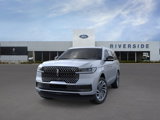 New 2025 Lincoln Navigator Reserve image 2