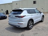 New 2025 Mitsubishi Outlander SEL image 4