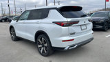 New 2025 Mitsubishi Outlander SE image 5