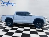 Used 2022 Toyota Tacoma TRD Sport image 6