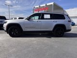 Used 2023 Jeep Grand Cherokee L Laredo image 2