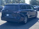 Used 2025 Toyota Sienna XLE image 4