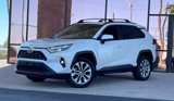 Used 2022 Toyota RAV4 XLE Premium image 3