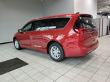 New 2026 Chrysler Pacifica Select image 4