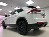 Used 2022 Volkswagen Atlas Cross Sport SE w/ Panoramic Sunroof Package image 5